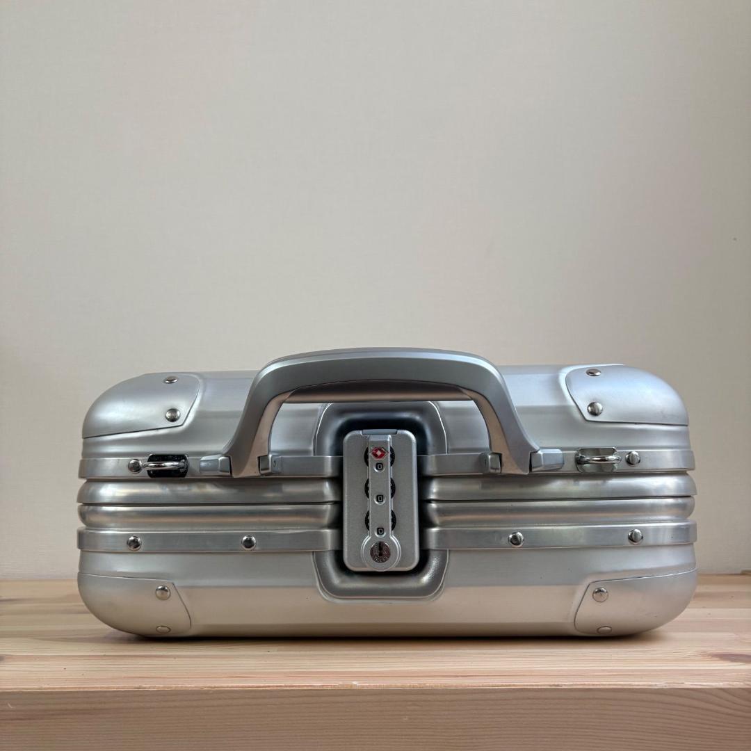 美品 RIMOWA PICCOLO　ショルダーバッグ　アタッシュケース