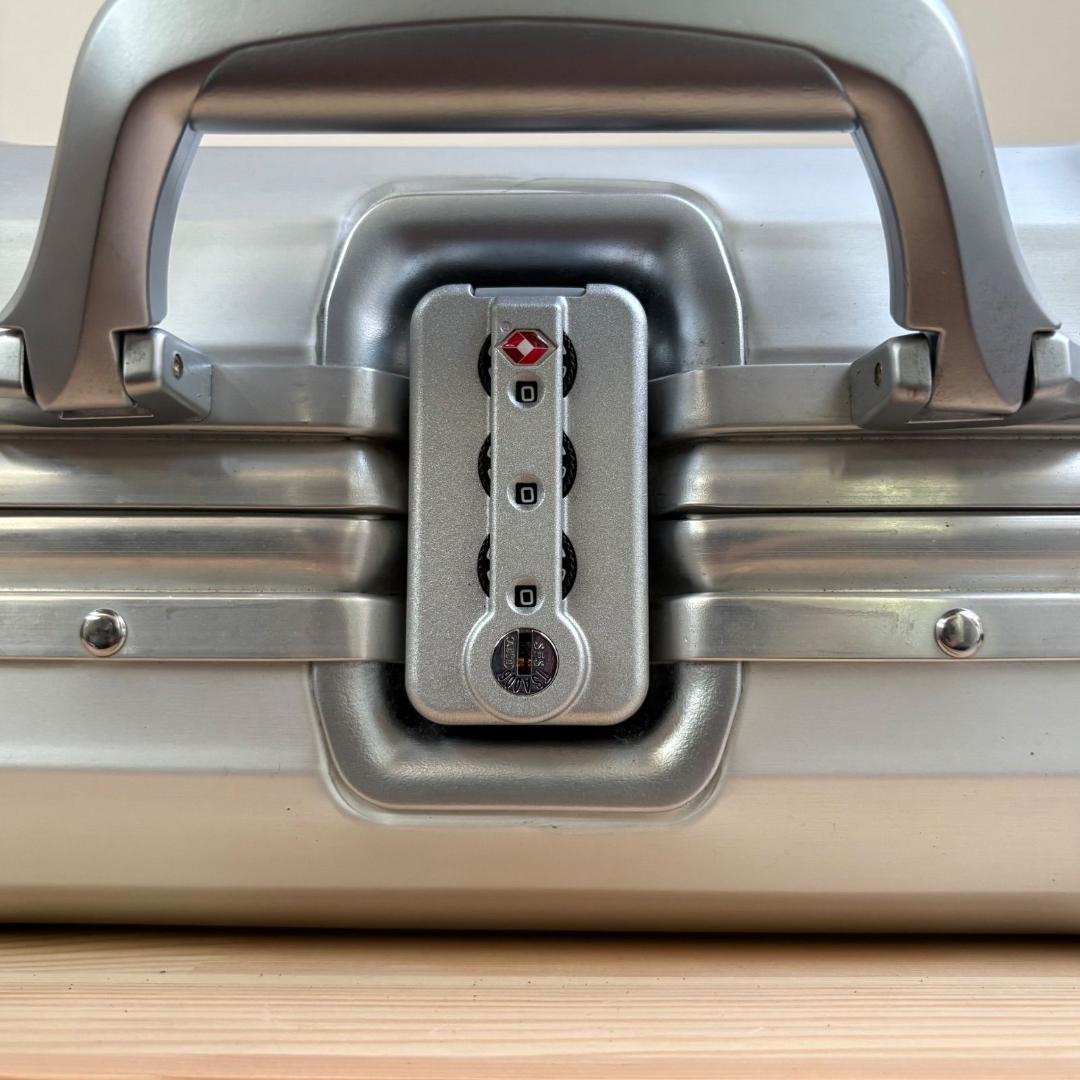 美品 RIMOWA PICCOLO　ショルダーバッグ　アタッシュケース