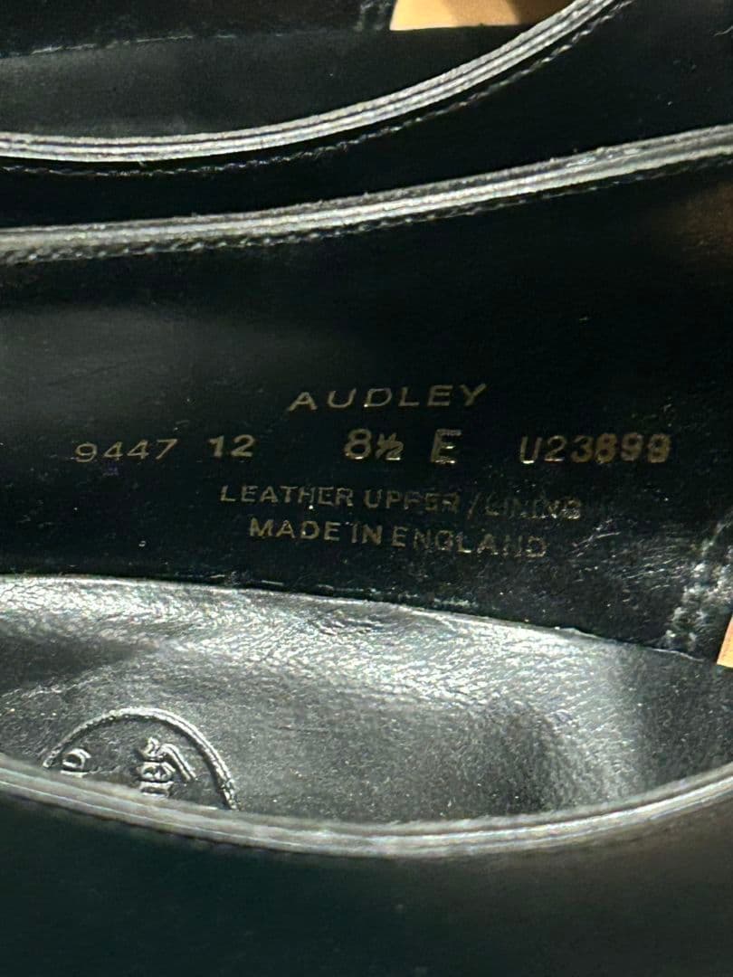 Crockett Jones ブラックドレスシューズ ビジネス　黒　8.5