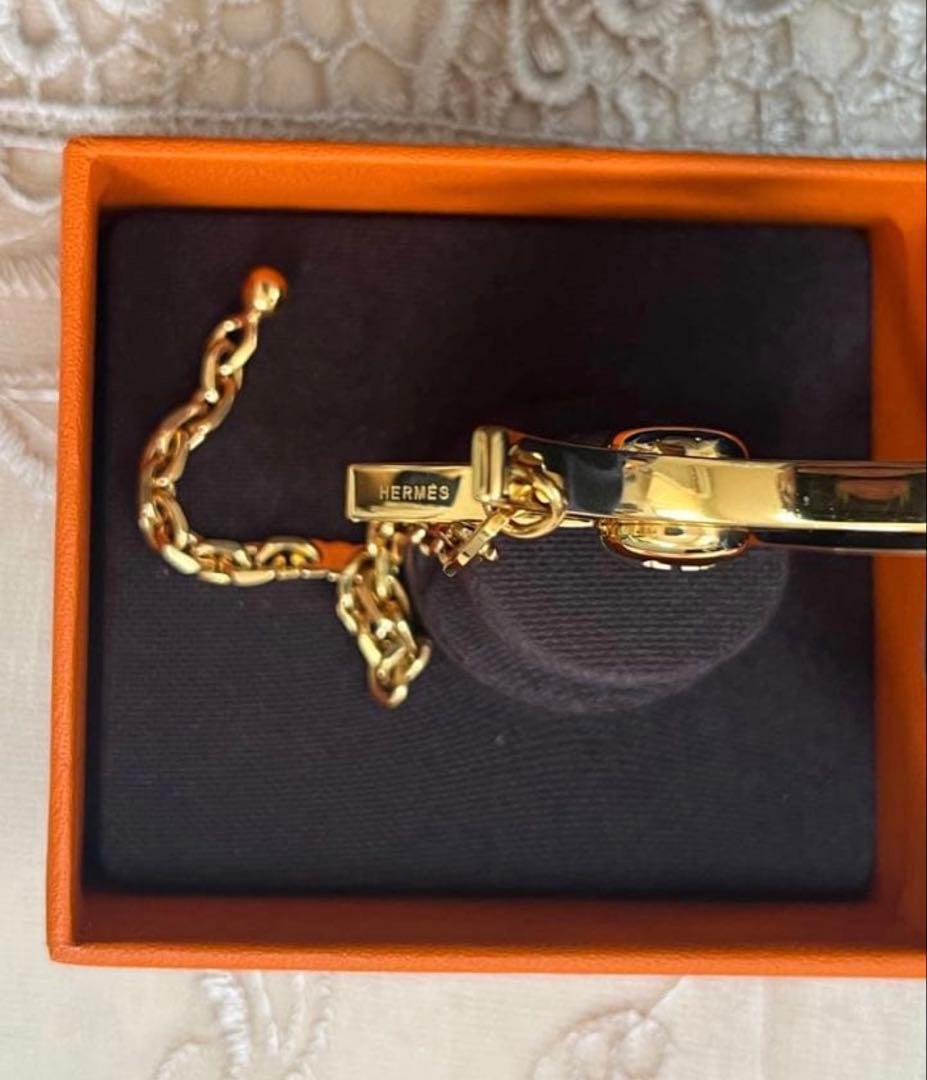 【未使用】HERMES グローブホルダー　フィルー　ゴールド　手袋ホルダー