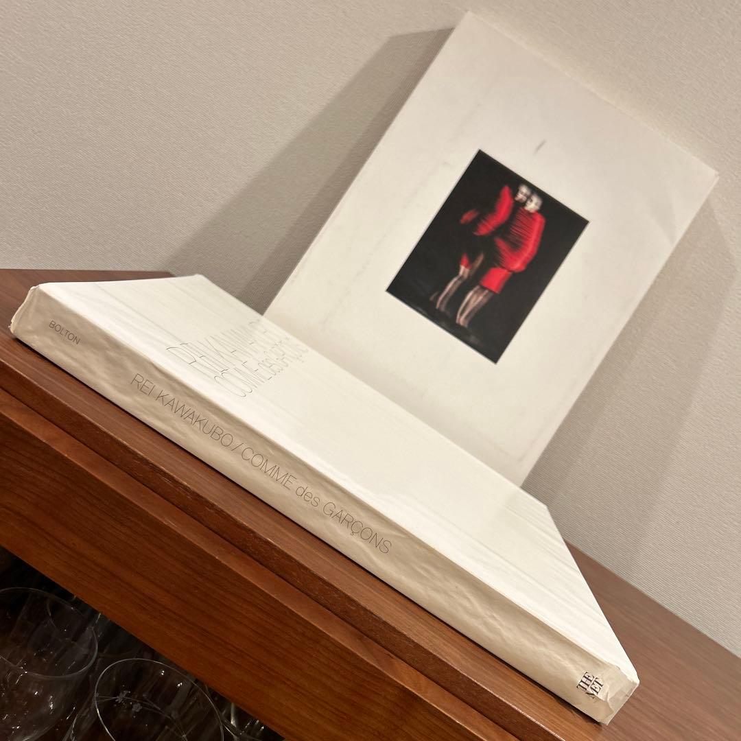 REIKAWAKUBOCOMMEdesGARÇONSアートブックコムデMET美術