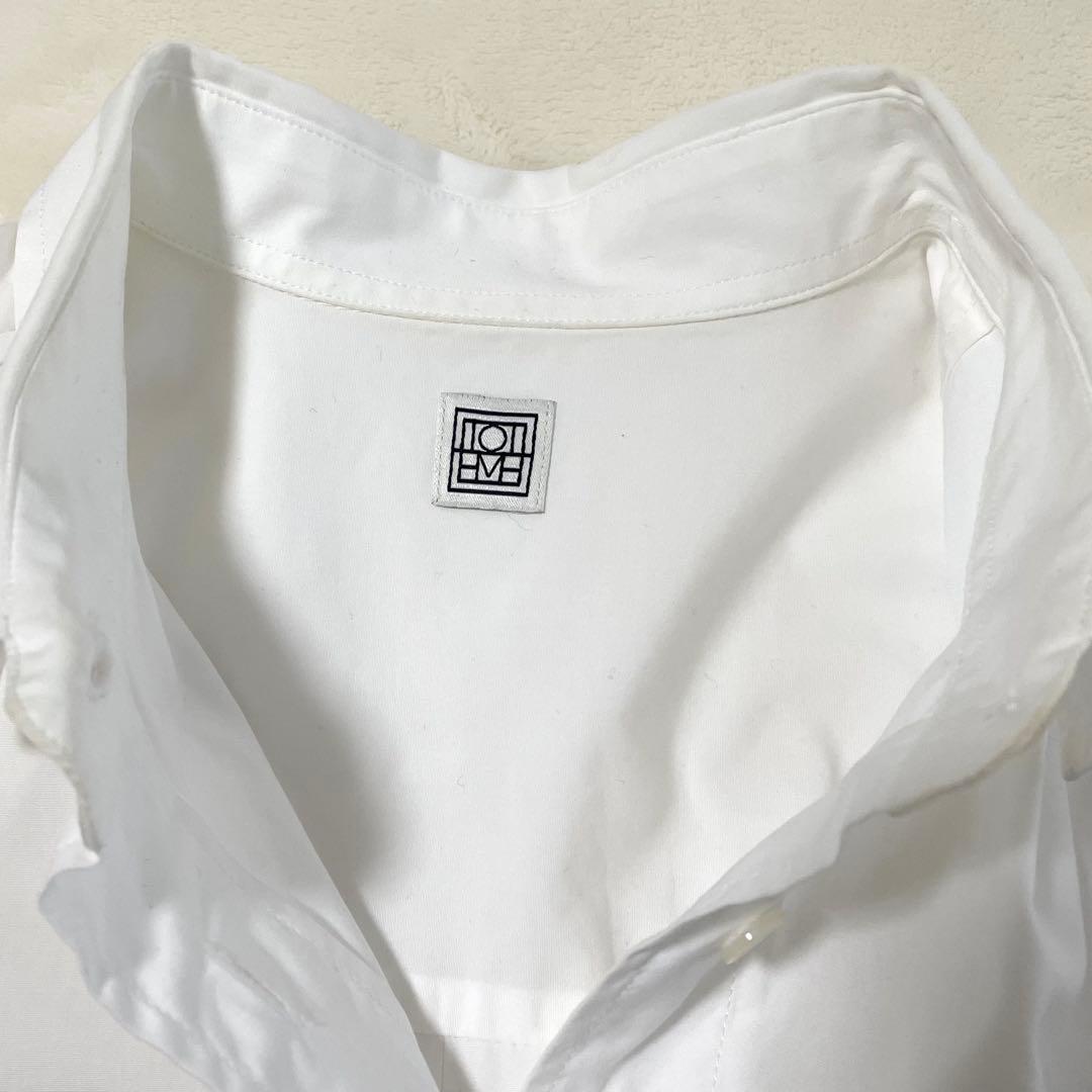 TOTEME ホワイトコットン長袖シャツ
