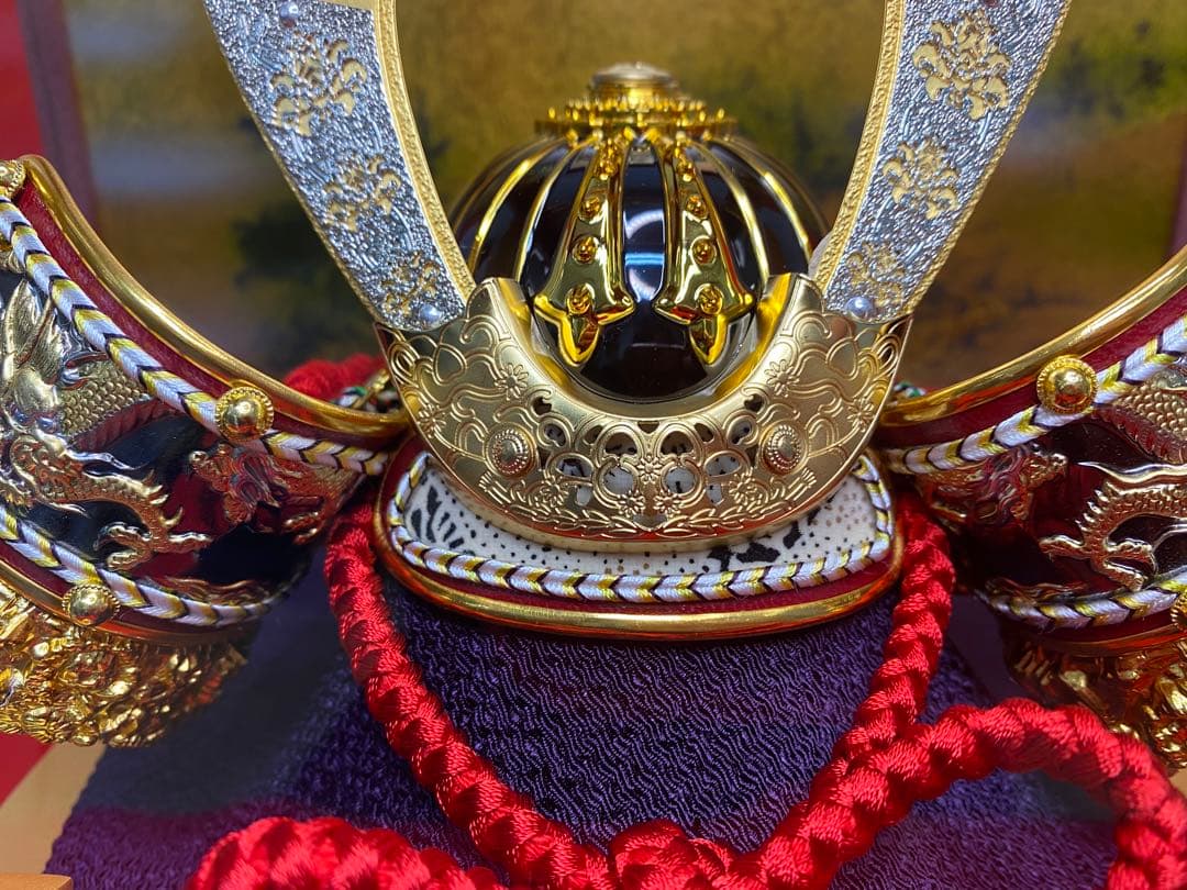 東京久月　五月人形　家紋付き兜飾りアクリルケース入・コンパクトサイズ