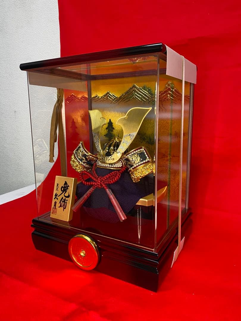東京久月　五月人形　家紋付き兜飾りアクリルケース入・コンパクトサイズ