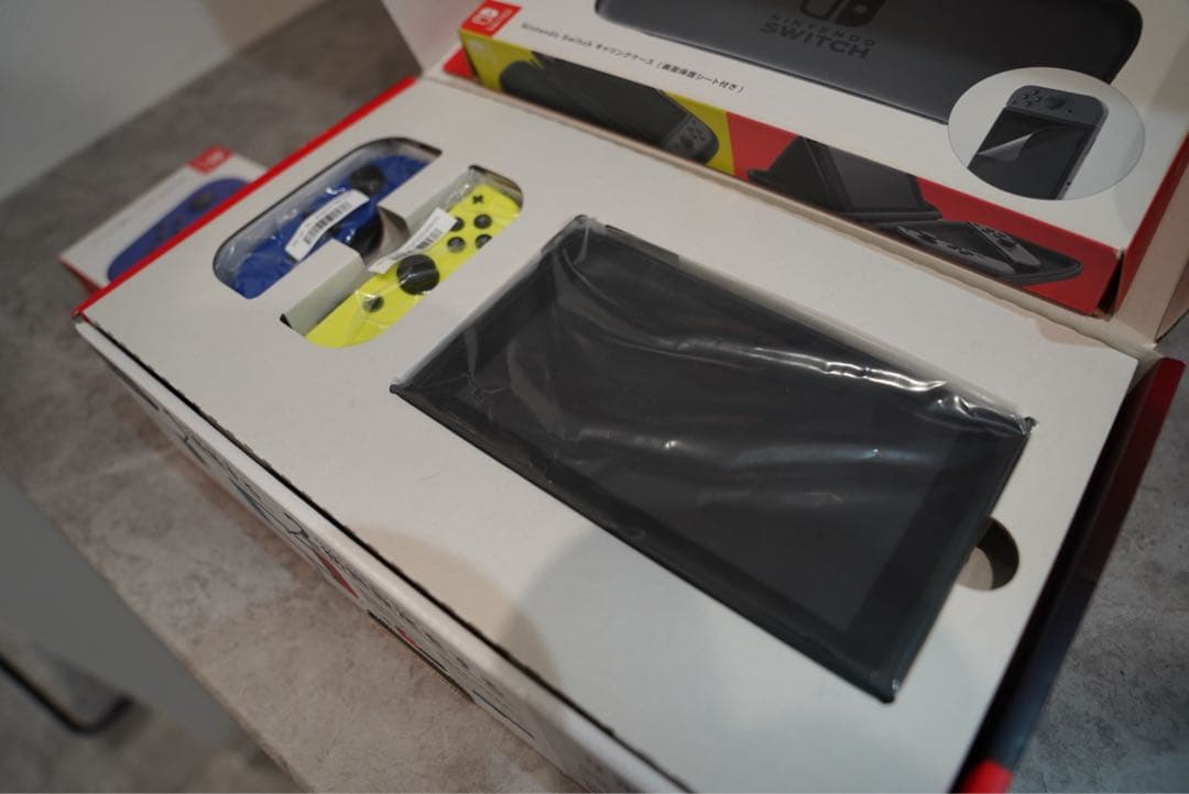 Nintendo Switch 本体　コントローラー交換済み