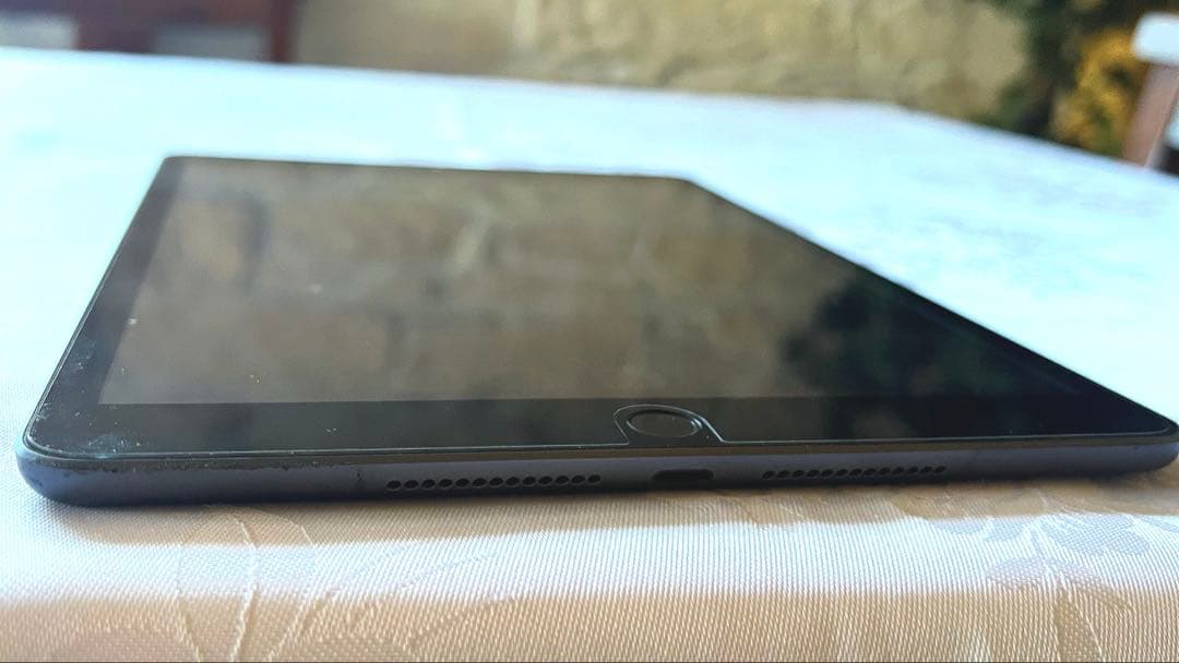 ★箱付き✨iPad 第8世代WiFi+Cellular Simフリー 32GB★