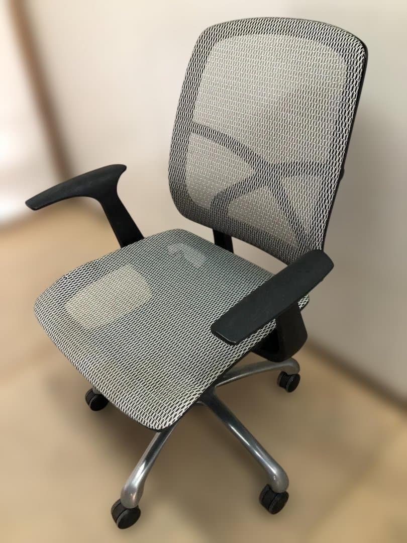 メッシュ オフィスチェア 肘付き キャスター付 デスクチェア 　1105-3