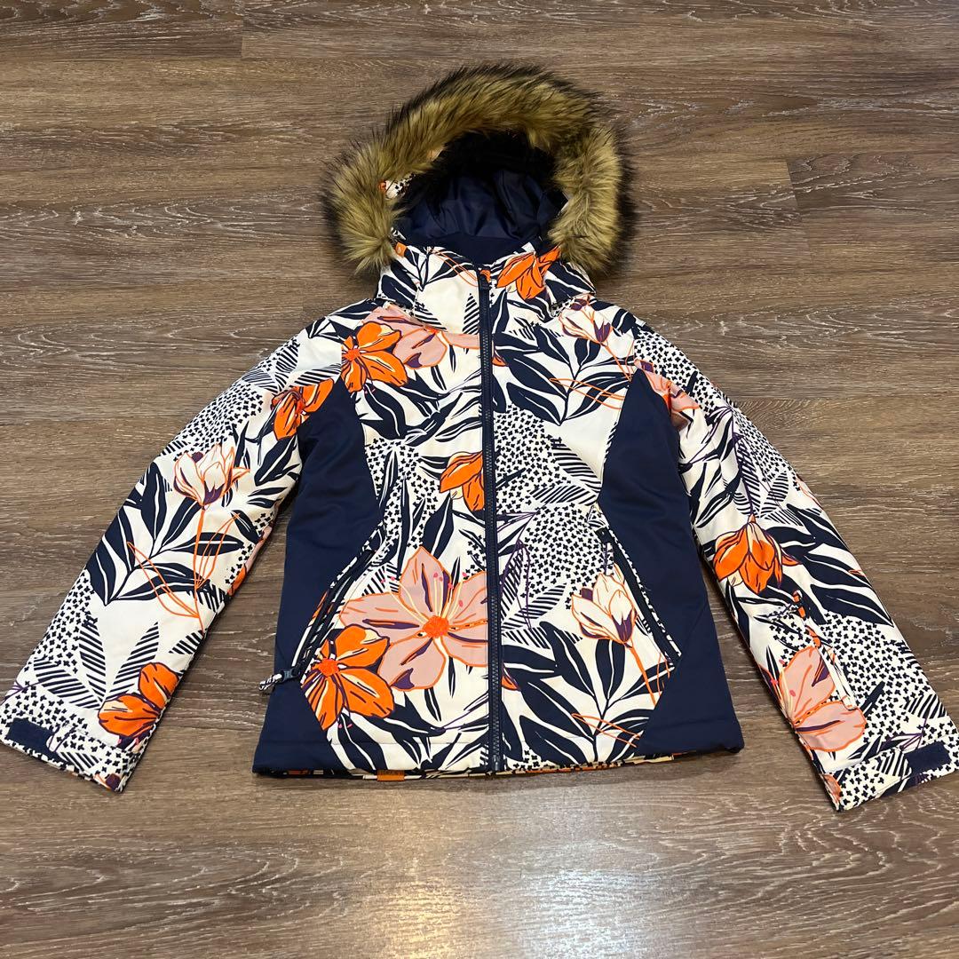 ROXY キッズ ウェア　未使用　130から140 ボード　女の子　ロキシー