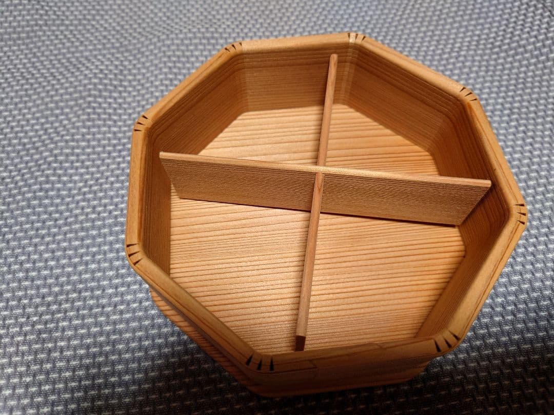 〈季節限定デザイン〉箱屋常吉 八角弁当箱