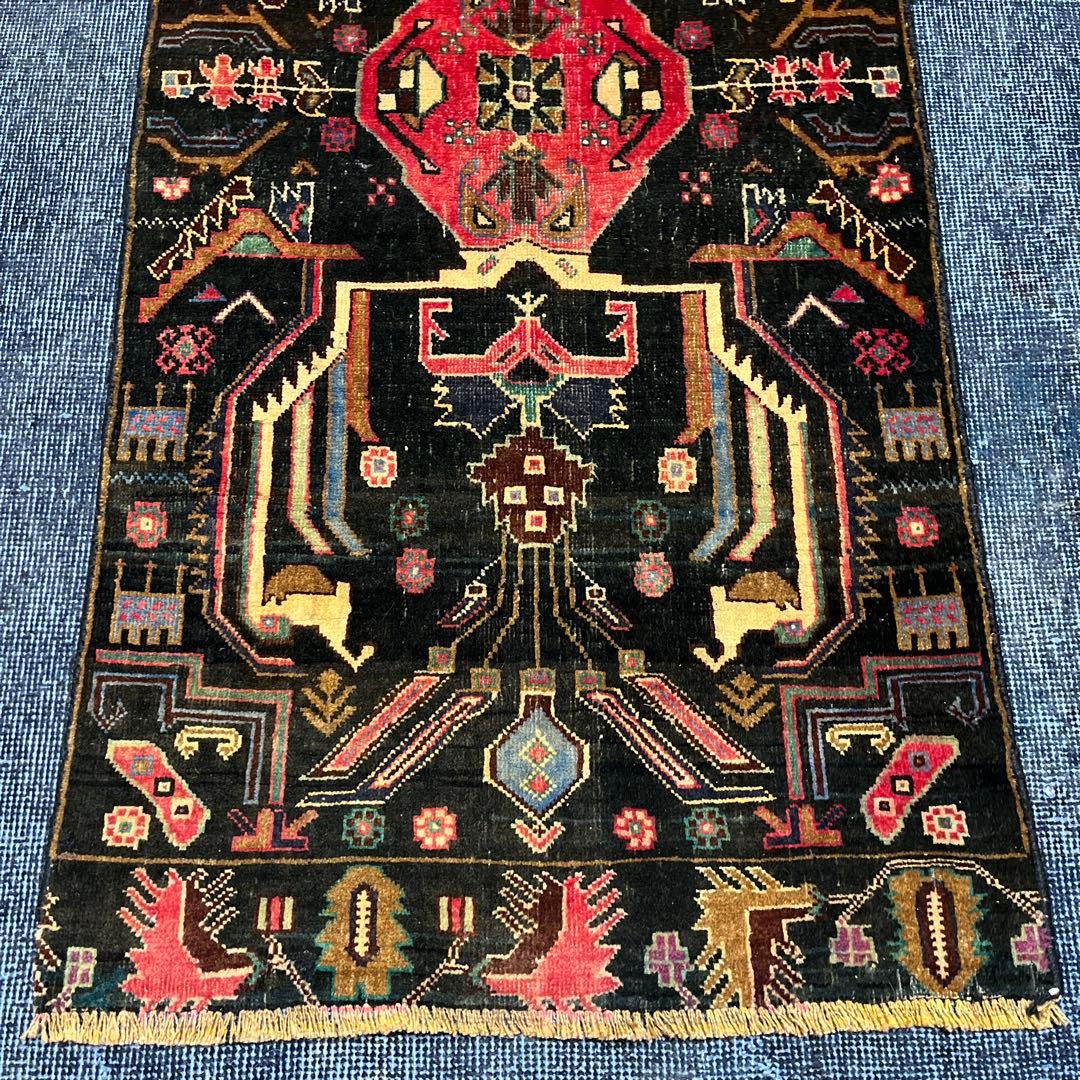 ヴィンテージラグ　アフガニスタンバルーチ族　トライバルラグ　139cm×62cm