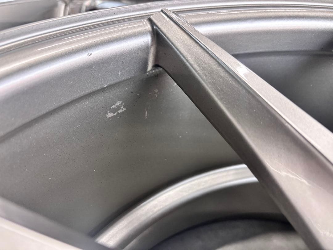 VOSSEN 19インチ シルバー アルミホイール 10スポーク