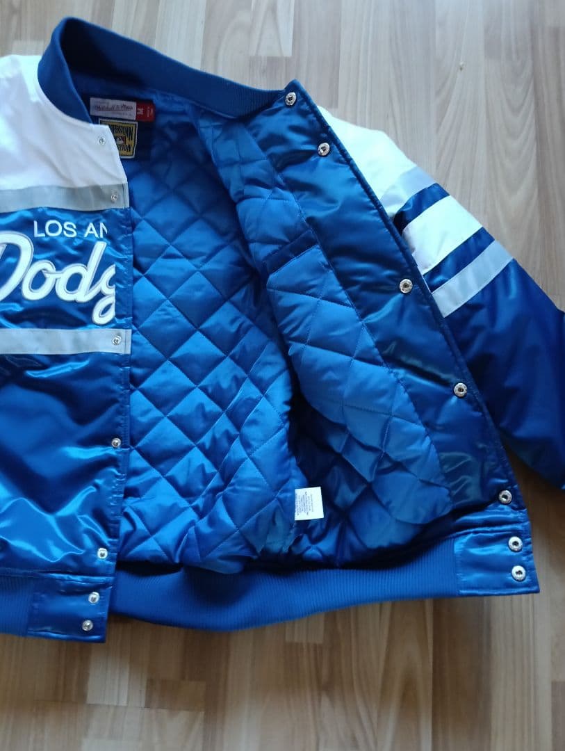 ミッチェルアンドネス x MLB ロサンゼルス ドジャース スタジャン M