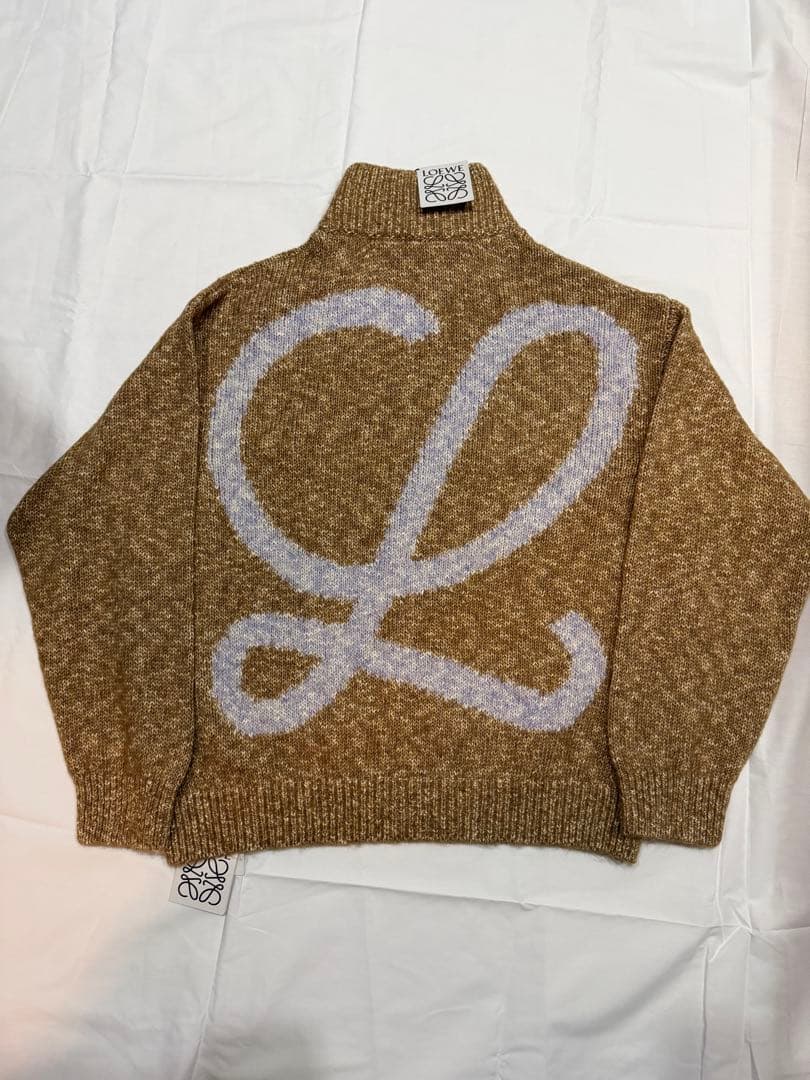 ロエベ　セーター　まーす様