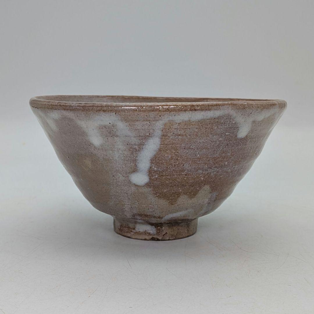 山口県指定無形文化財保持者 波多野善蔵 萩焼 茶盌 共箱（四方桟盛蓋）共布栞