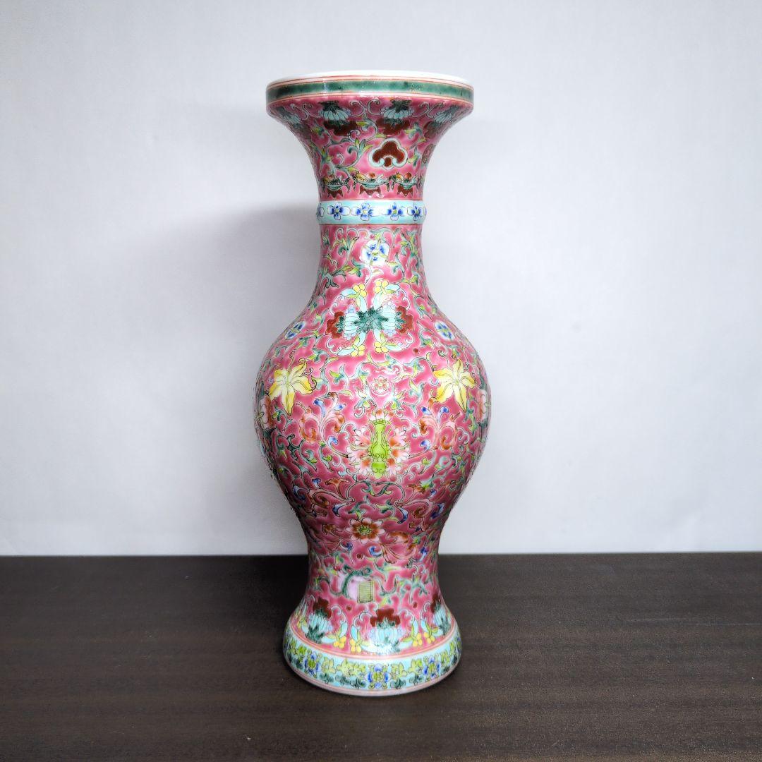 大清光緒年製 款 五彩 花唐草文 瓶 高さ約29cm