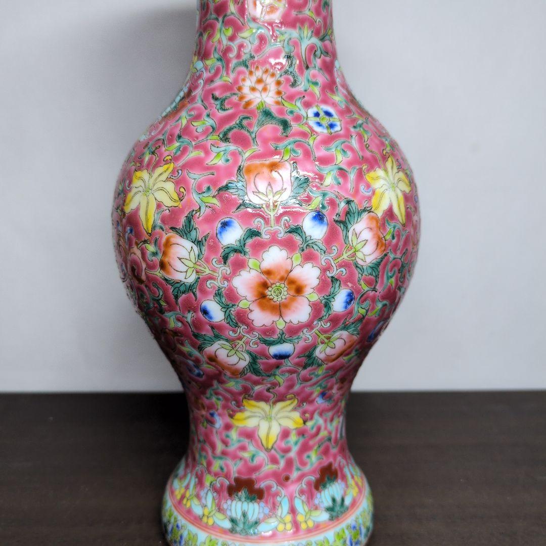 大清光緒年製 款 五彩 花唐草文 瓶 高さ約29cm