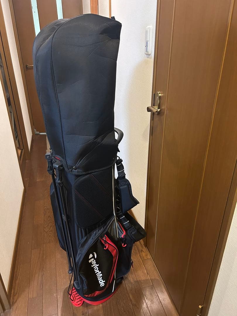 TaylorMade テーラーメイド スタンド式キャディバッグ