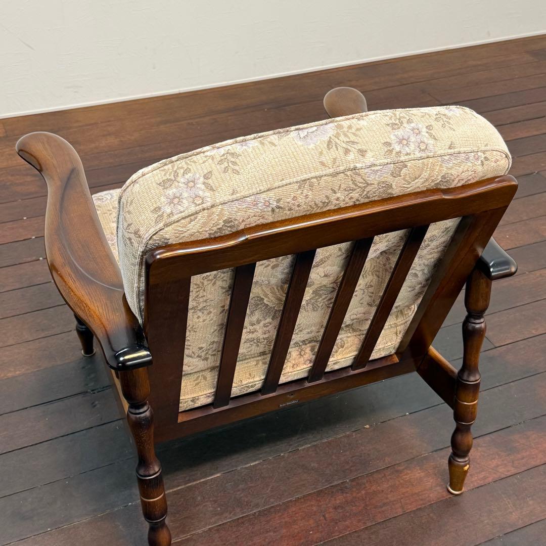 H112K39b カリモク karimoku コロニアル 1人掛けソファ