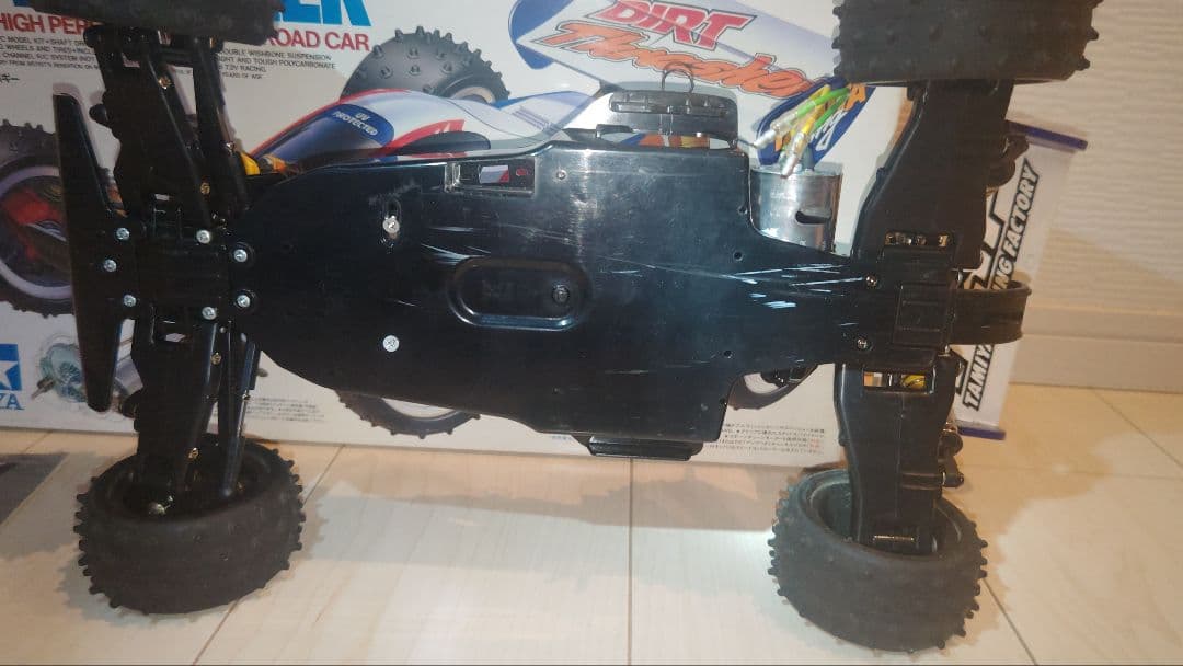 タミヤ　ダートスラッシャー風