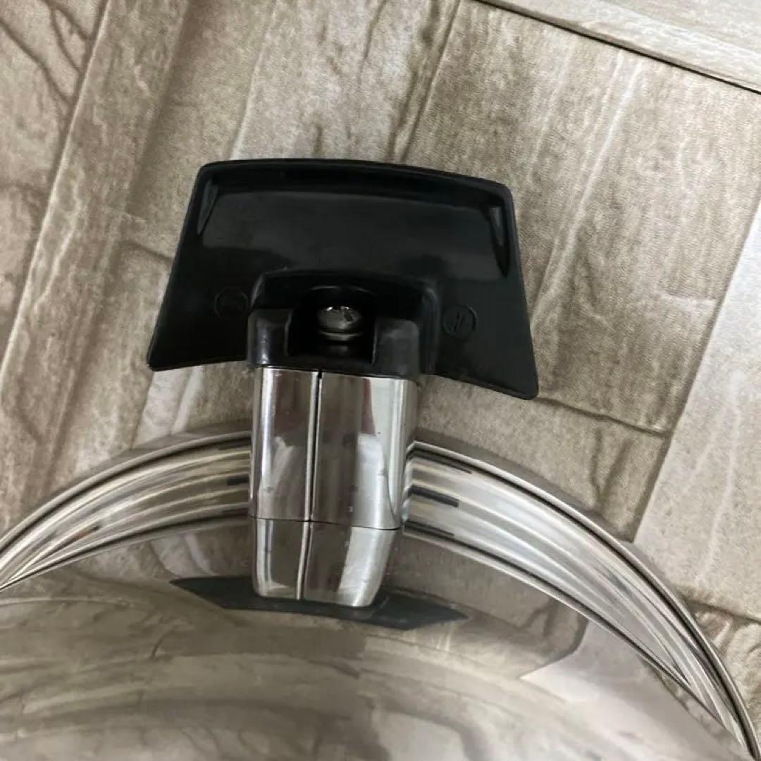 ロイヤルクイーン　【IH対応品】　３コート蓋付き　中古品