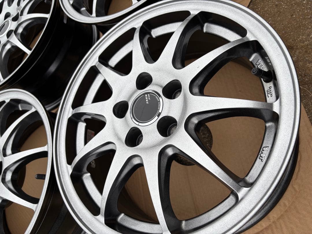 アルミホイール4本セット15インチ　6J5穴　PCD100 インセット40