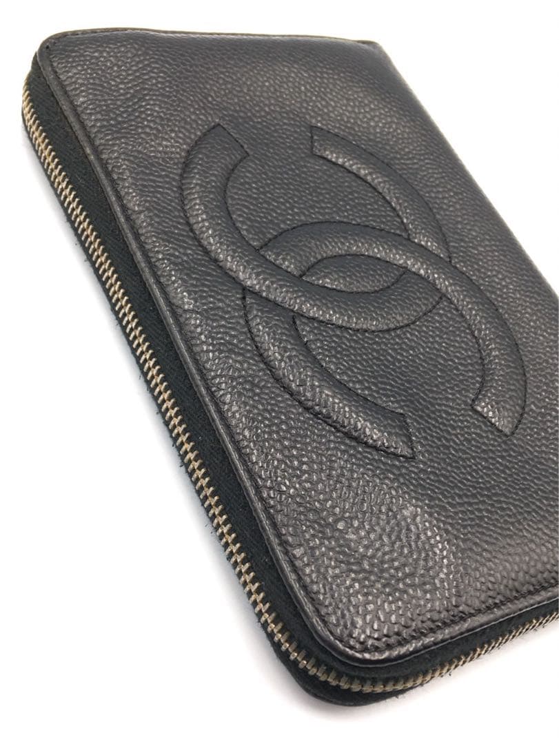 シャネル　キャビアスキン　長財布