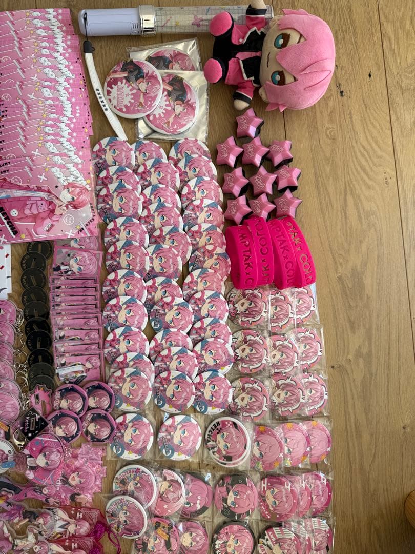 アンプタックカラーズ ケチャ グッズ 大量まとめ売り 缶バッジ うちわ タオル