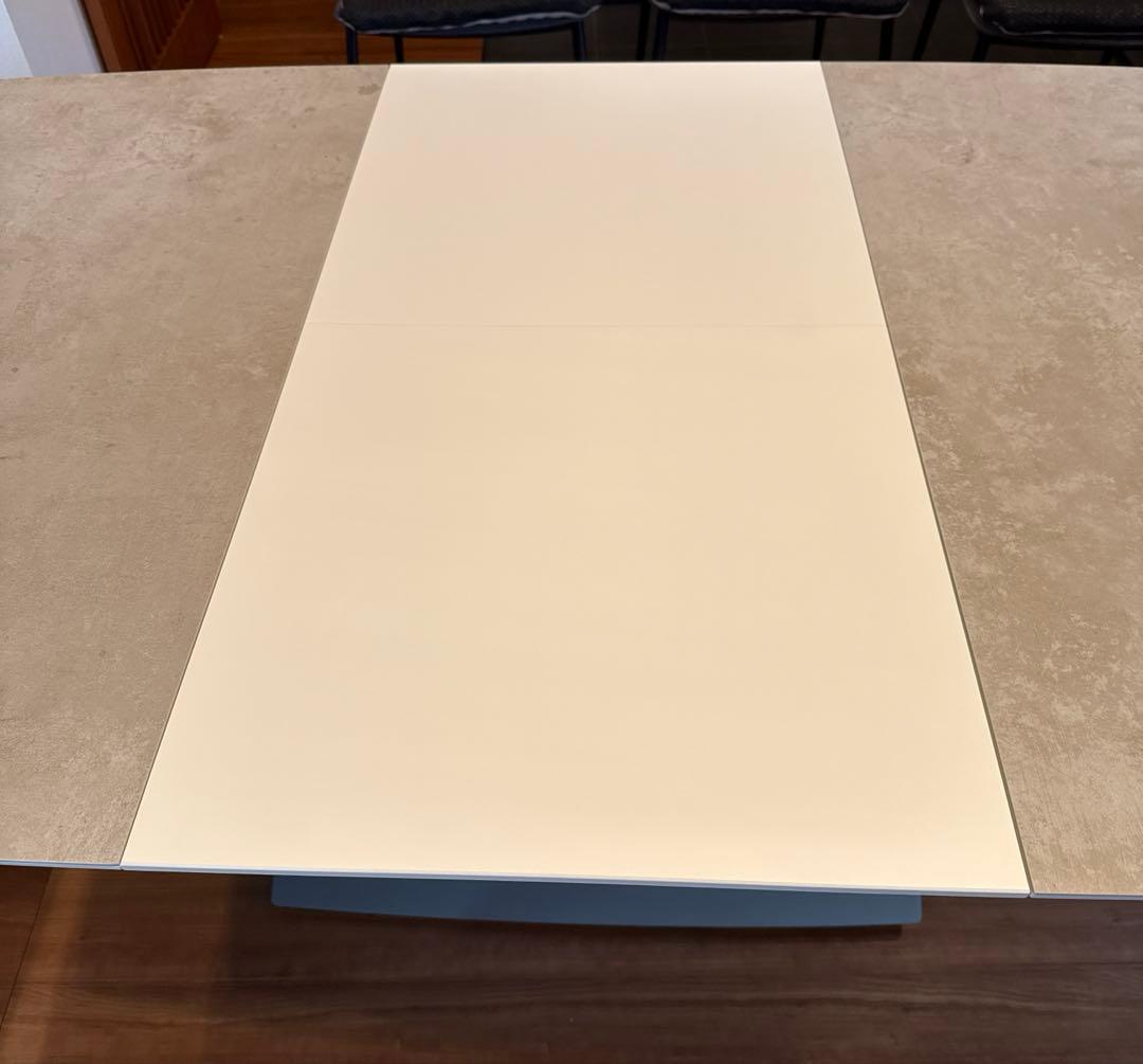 2/23発送 BoConcept Mirano セラミック※組立費別途2/10迄