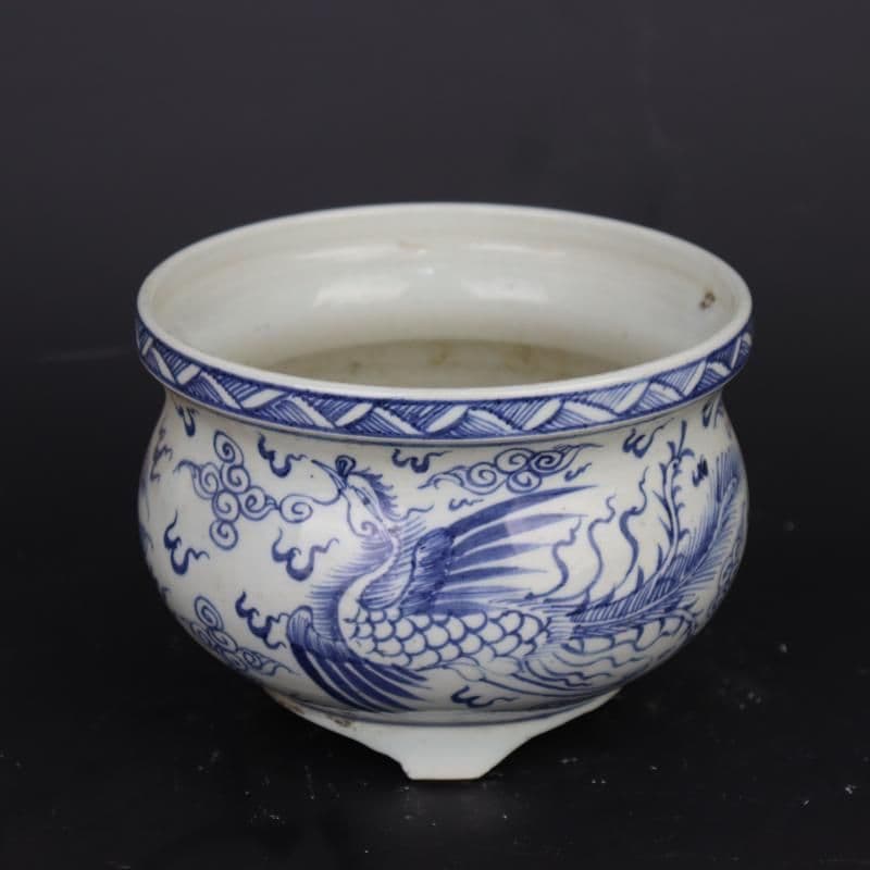 青花双鳳紋三足香炉 焼香炉 奉納香炉景徳鎮 陶磁器 現代工芸品 置物