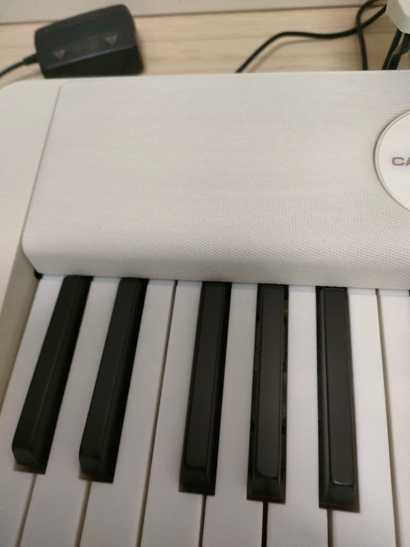 カシオ　電子キーボード　LK-526 2022年製