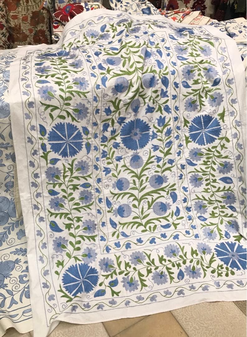 槙*様 ウズベキスタン スザニ刺繍　ソファカバー　ベッドカバー