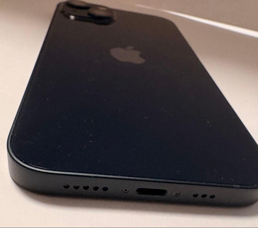 Apple iPhone 13 ミッドナイト 本体　付属品あり