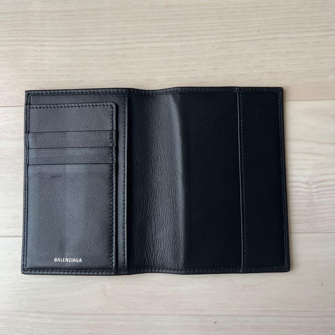 【美品】　バレンシアガ　パスポートケース　旅行
