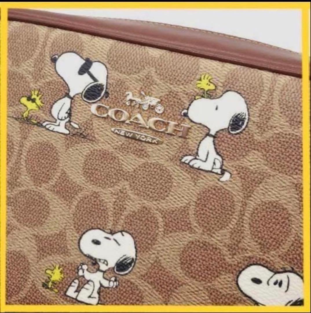 新作コーチCOACHスヌーピーコラボシグネチャー斜め掛けショルダー