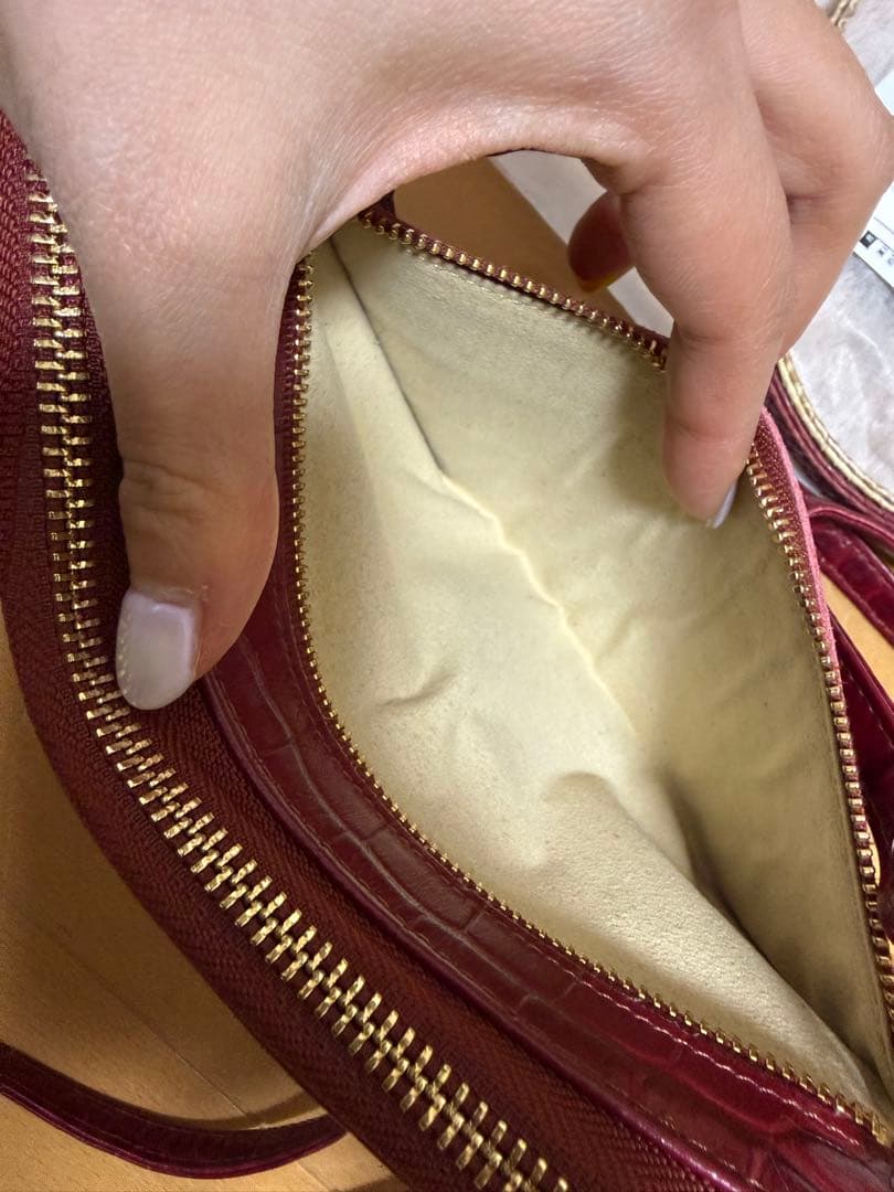 ATAO アタオ　ブーブークラッシー　ルビー　付け替えベルト付き