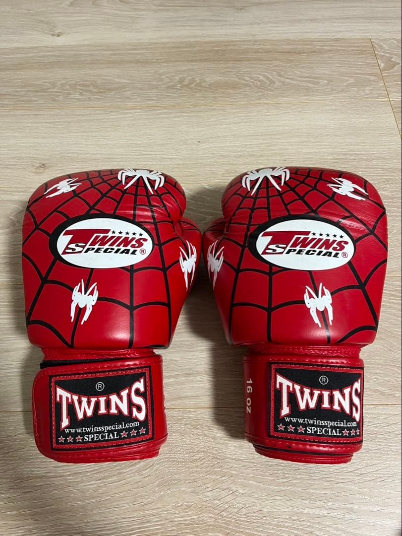 TWINS SPECIAL スパイダーマン 16oz グローブ