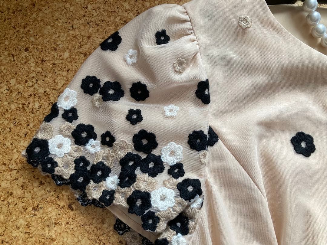 ★エムズグレイシー・42★花柄刺繍 半袖ワンピース★週末限定お値下げ