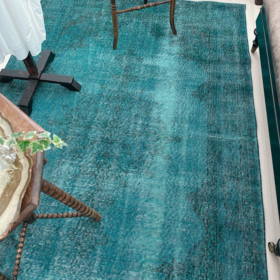 トルコヴィンテージラグ A82 大判 ダークターコイズブルー オーバーダイラグ