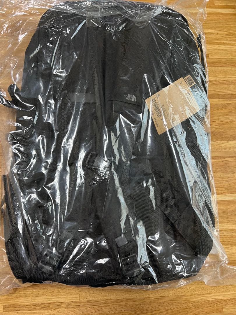 新品 未使用 THE NORTH FACE ノースフェイス　リュック　ピボター