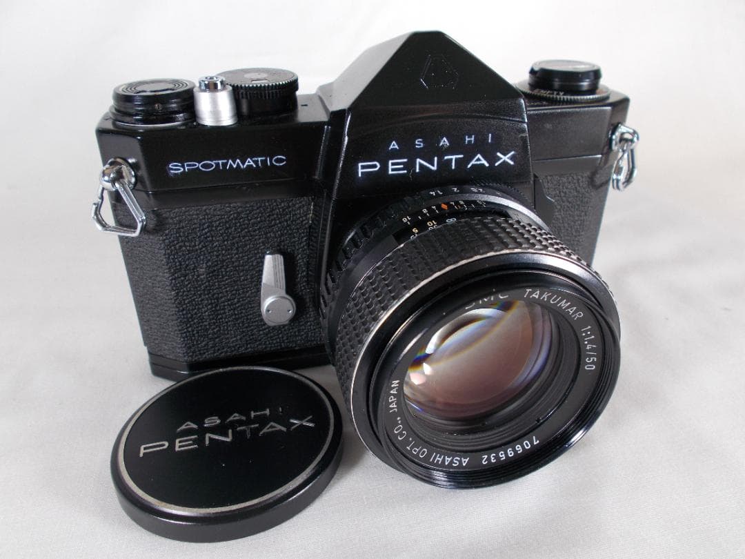 フィルムカメラ 整備済　Pentax SP　+ レンズ f/1.4　P227