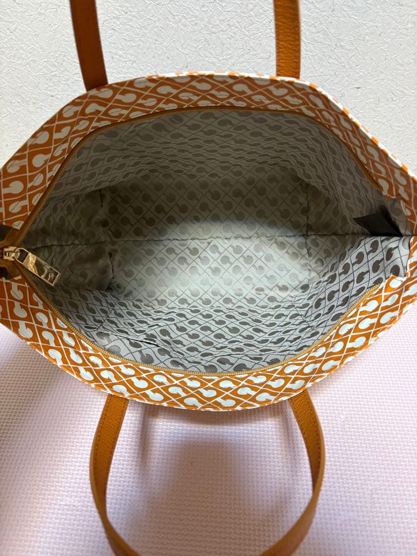 ゲラルディーニ☆ソフティ☆ハンドバッグ☆軽いバッグ☆イタリア☆トート☆お出かけ