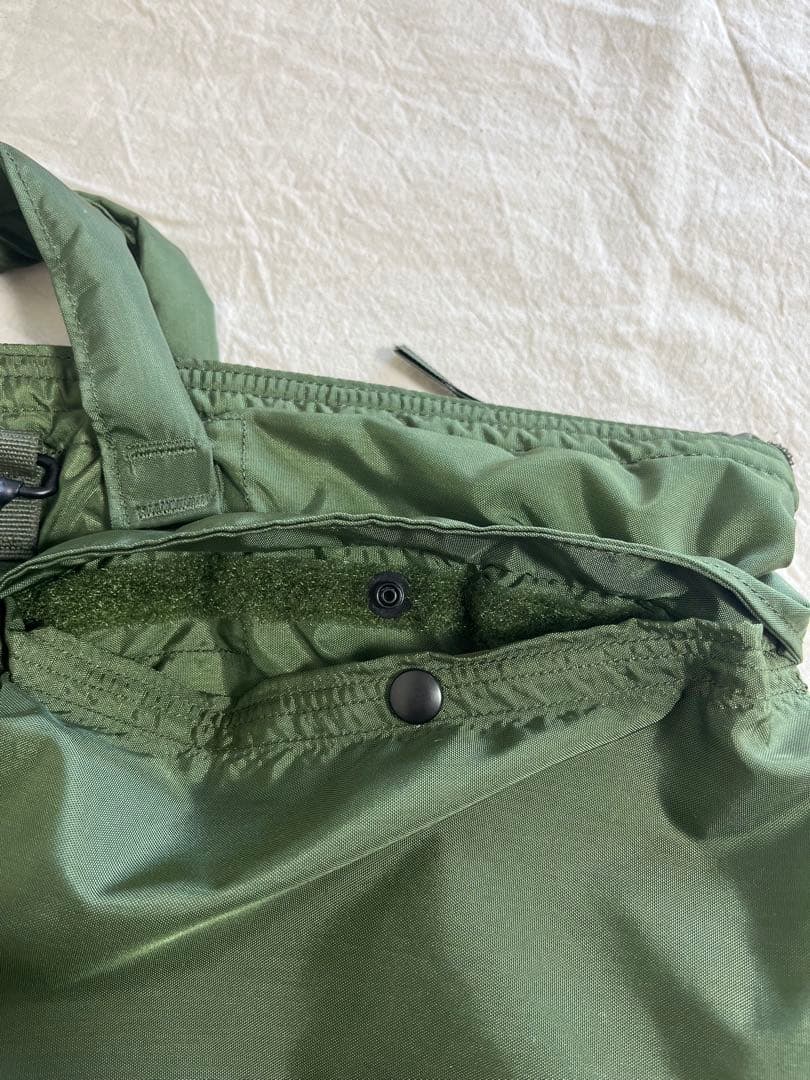 18'S アメリカ軍 USAF フライヤーズ ヘルメットバッグ OLIVE