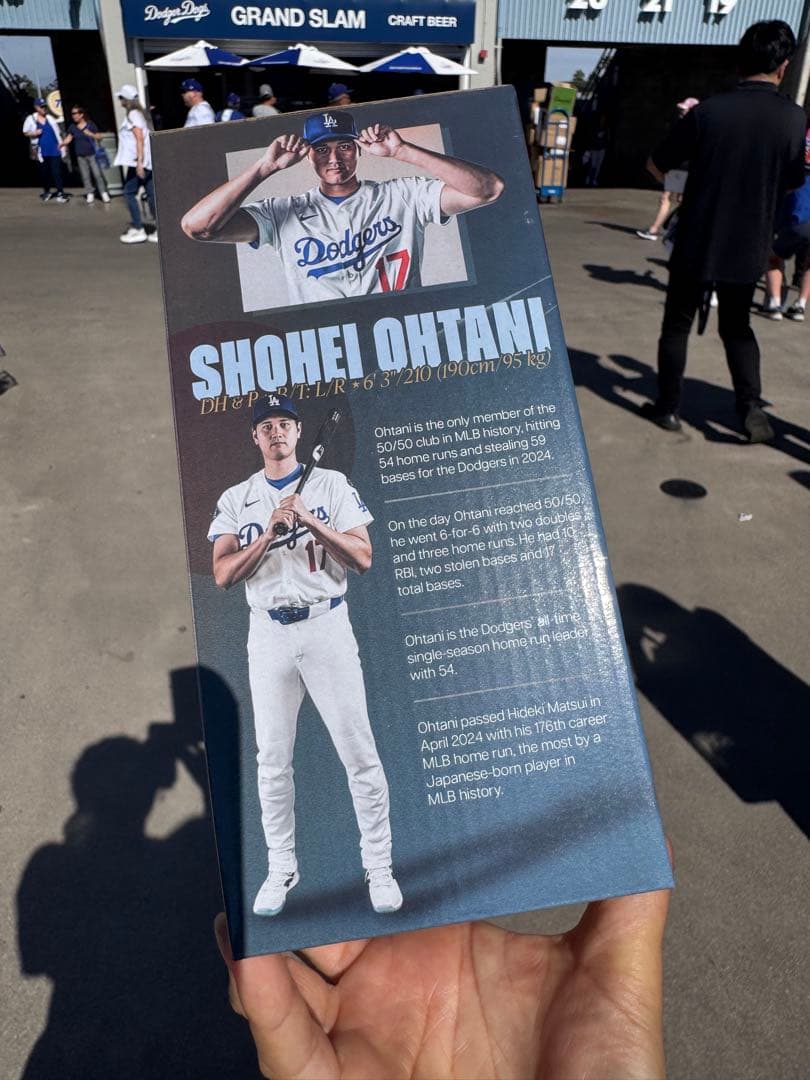 大谷翔平　50/50 ホームラン　ドジャース　来場者限定　冊子付