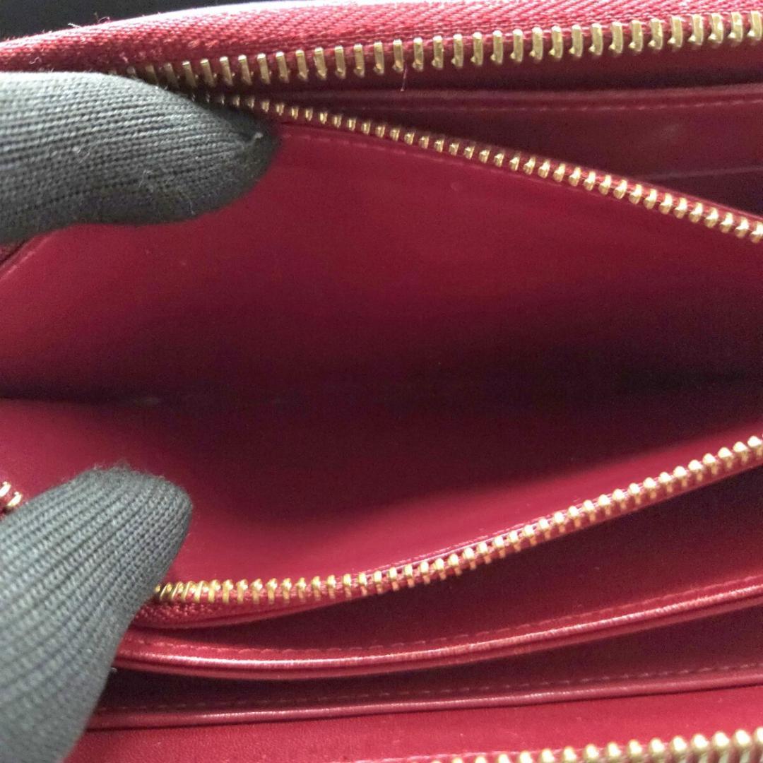 ルイヴィトン ヴェルニ ジッピーウォレット 長財布 モノグラム エナメル レッド