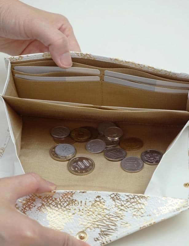 INTRODUCTION ブラック 長財布 キルティング