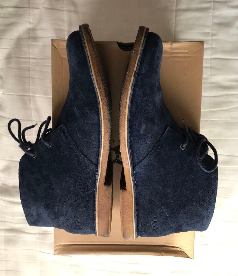 靴 UGG