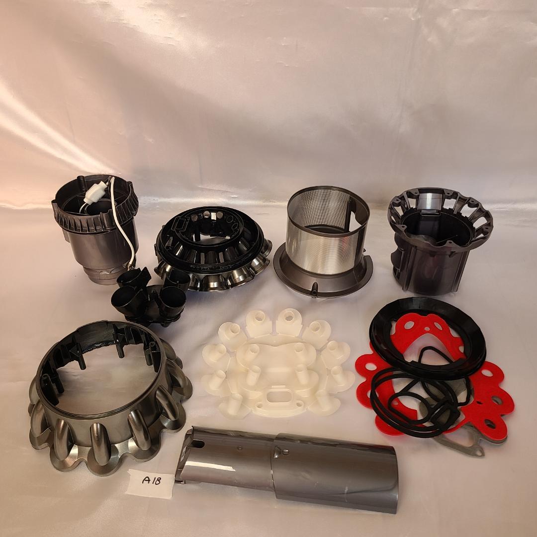 ダイソン掃除機　V11(SV14)本体 分解洗浄メンテナンス済