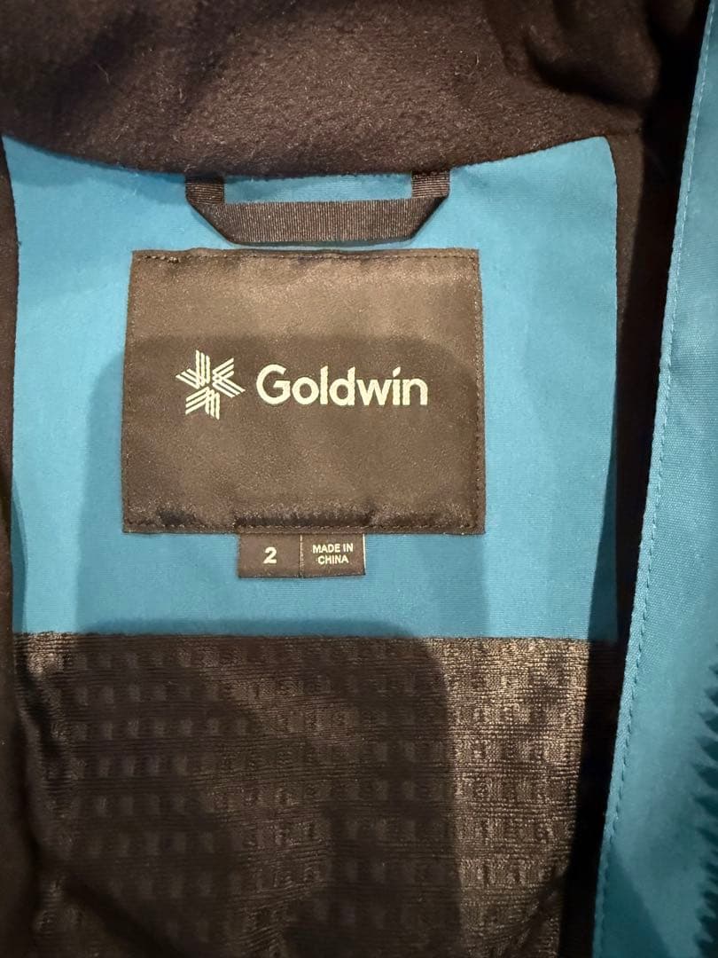 ゴールドウィン　スキーウエア　上下セット