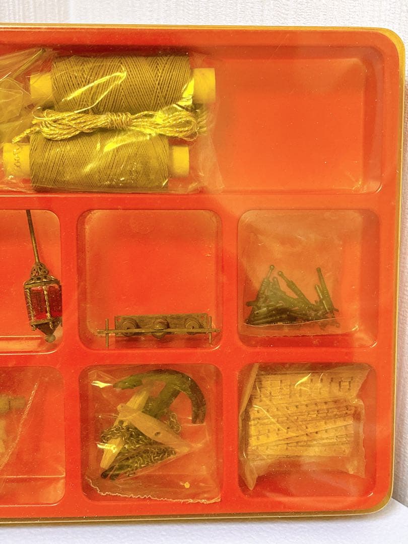 エンデバー 1768 1:60スケールモデルキット