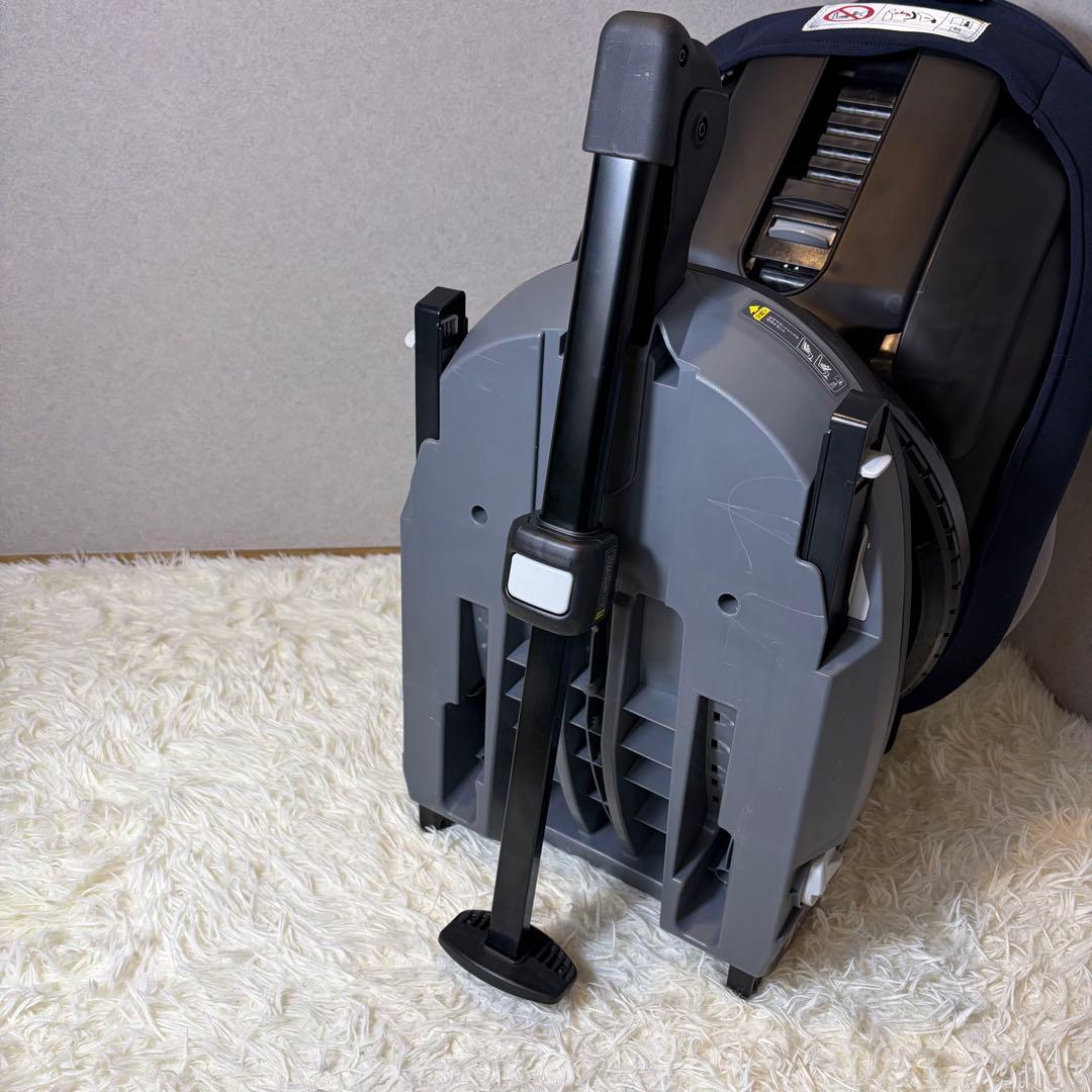 【ほぼ未使用】Combi クルムーヴ アドバンス ISOFIX チャイルドシート